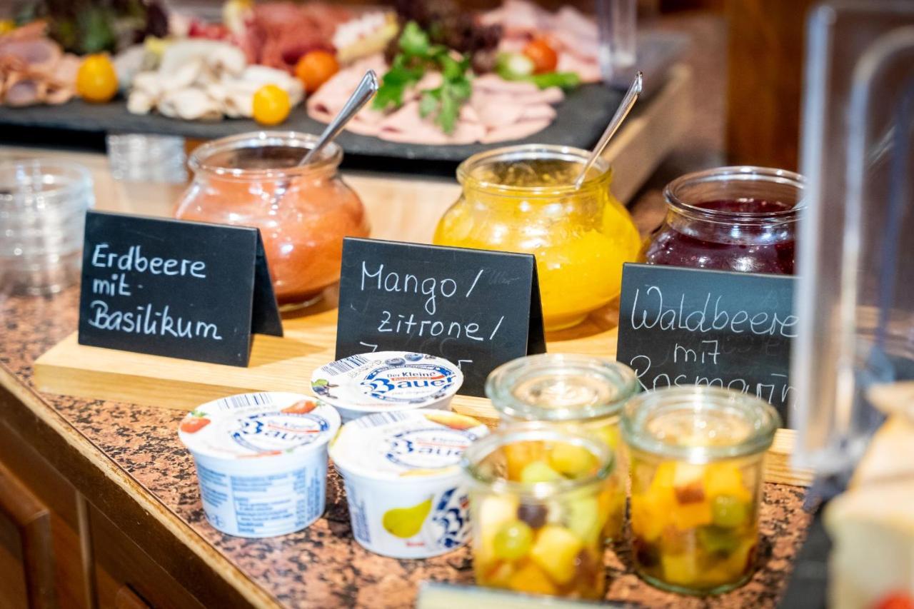 Hotel Reussischer Hof Schmölln Eksteriør bilde