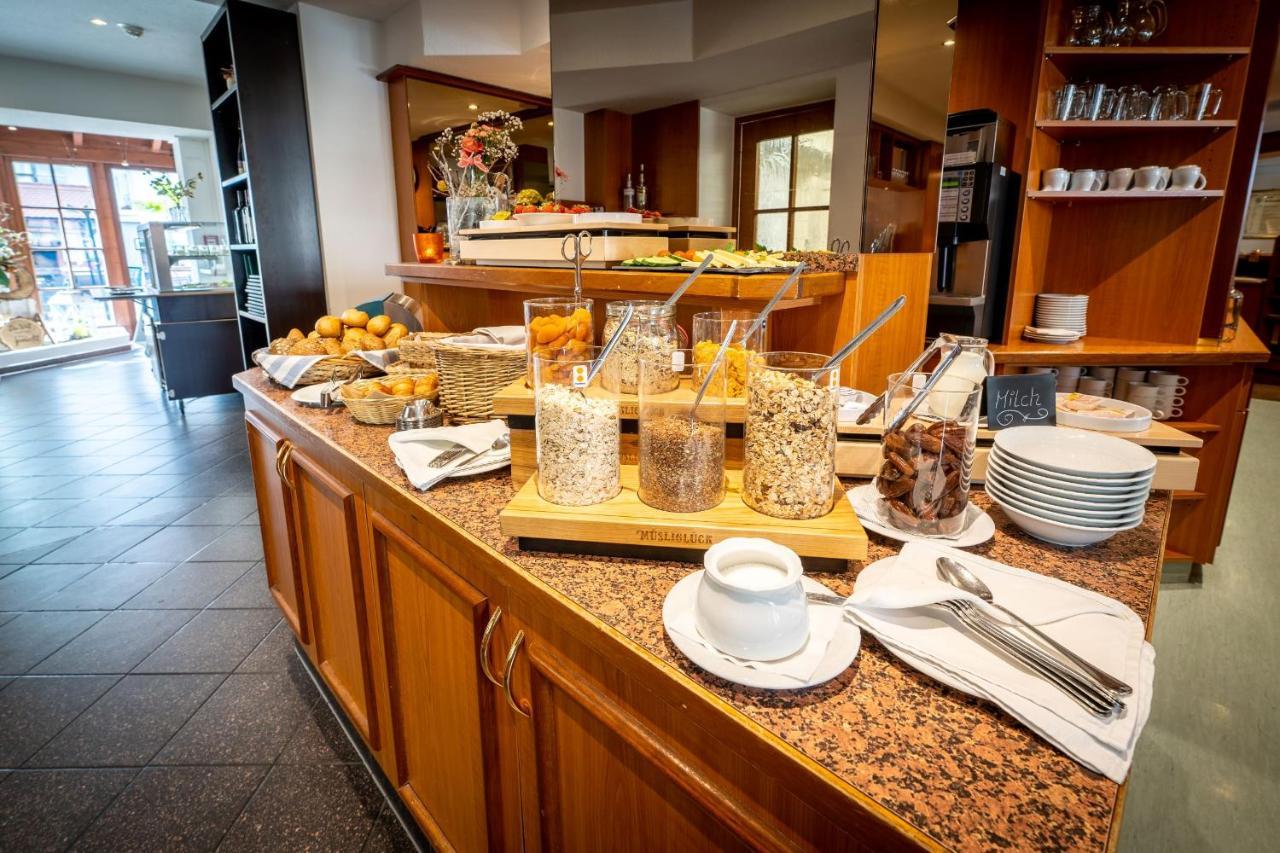 Hotel Reussischer Hof Schmölln Eksteriør bilde