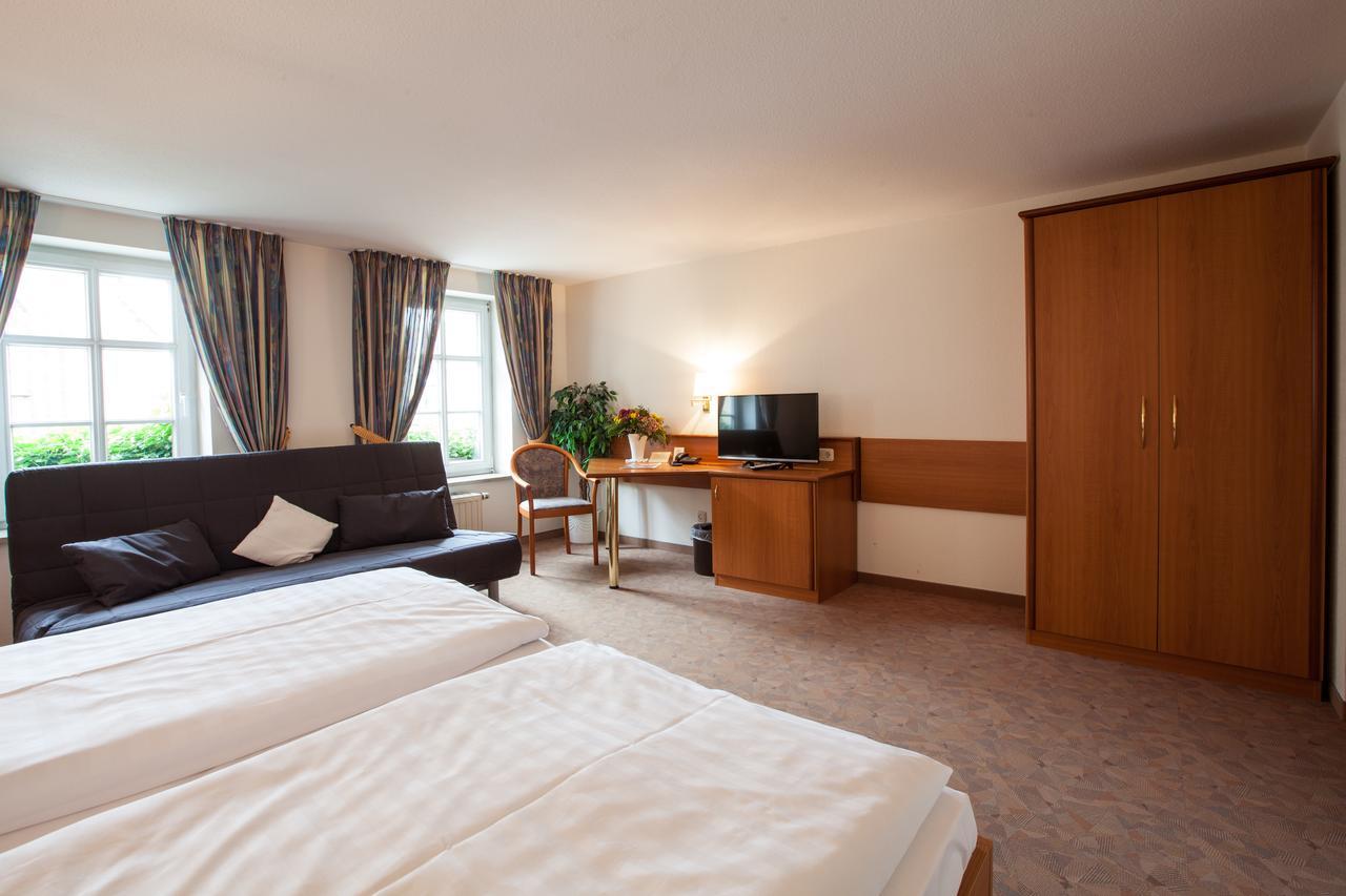 Hotel Reussischer Hof Schmölln Eksteriør bilde